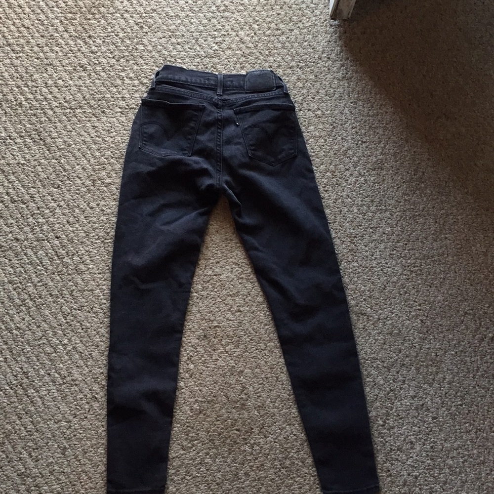 High waisted Levi’s jeans